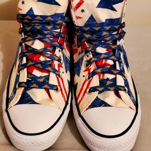 Wonder Woman Converse Chuck Taylor All Stars size Men's 9.5 Woman's 11.5
